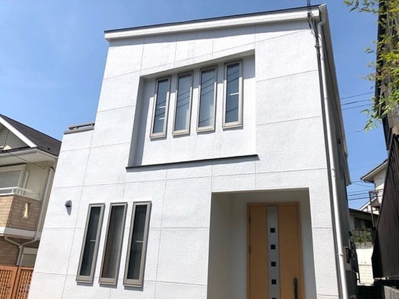 施工事例や塗装に関する情報などを発信