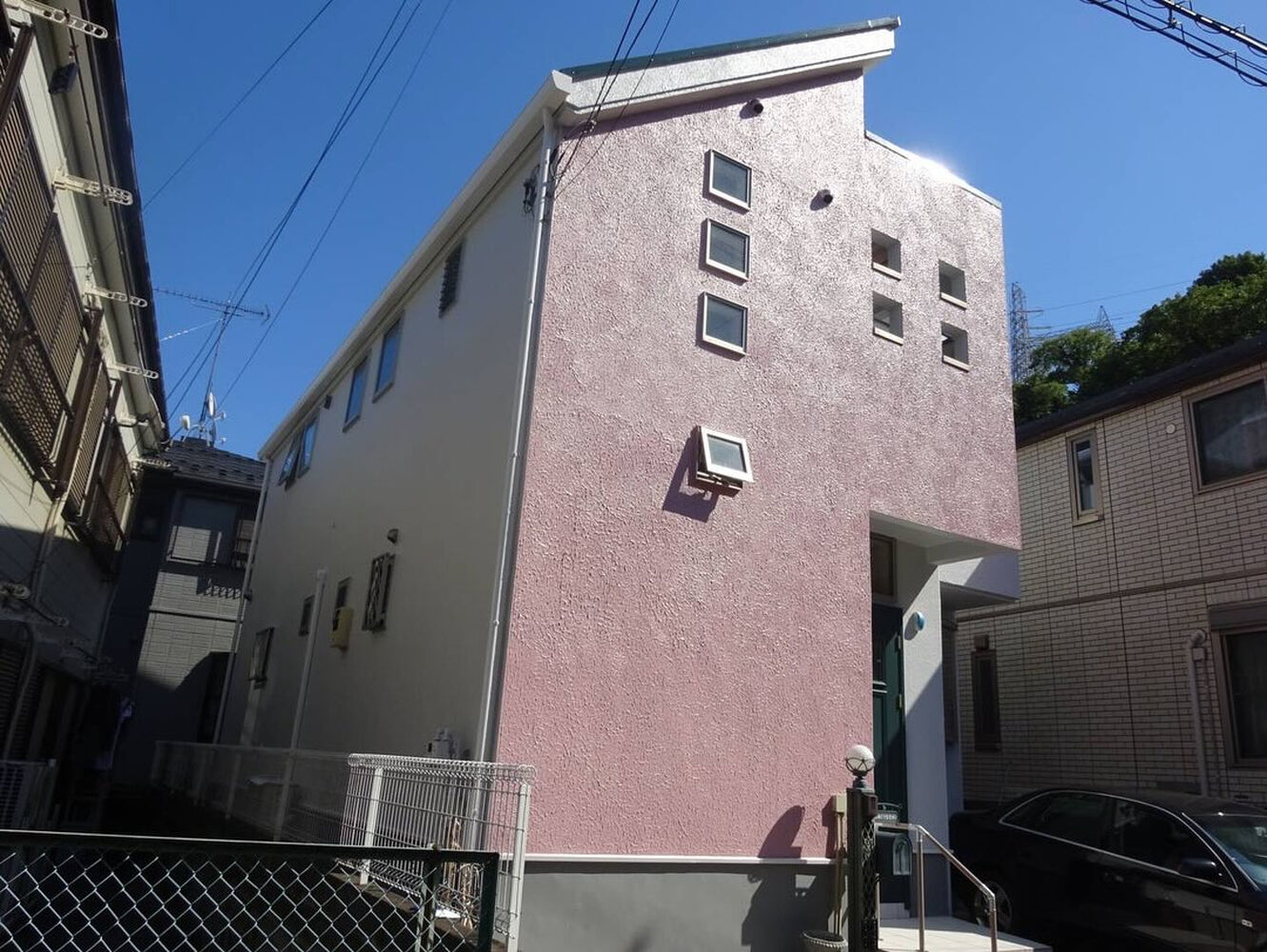 施工事例や塗装に関する情報などを発信