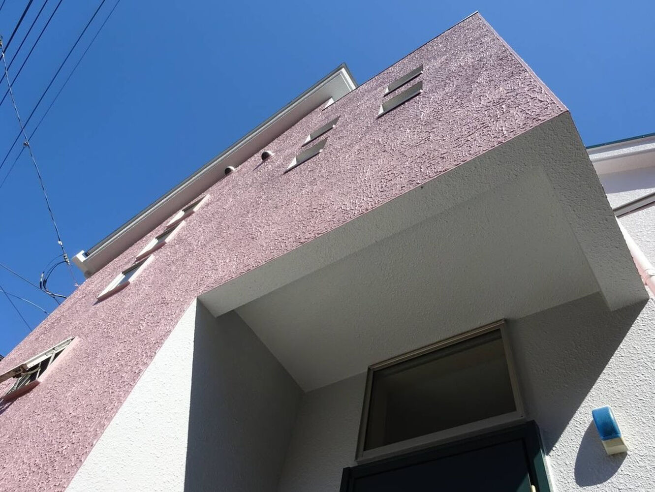 施工事例や塗装に関する情報などを発信