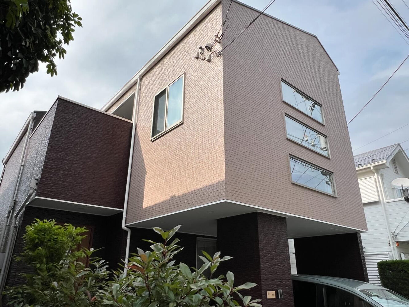 施工事例や塗装に関する情報などを発信